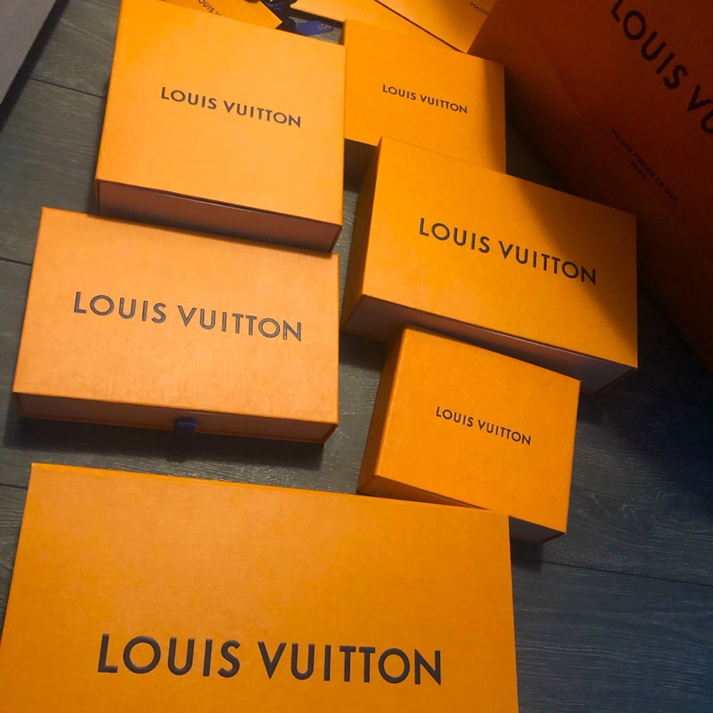 COPY - COPY - LV Gucci Tiffany DY Hermès Burberry Boxes Bags